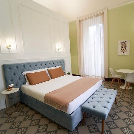 Toscano Palace Luxury Rooms Катания Екстериор снимка