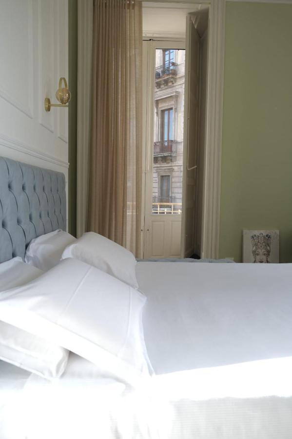 Toscano Palace Luxury Rooms Катания Екстериор снимка