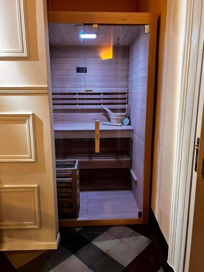 Toscano Palace Luxury Rooms Катания Екстериор снимка