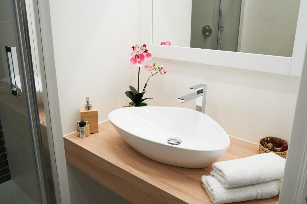 Toscano Palace Luxury Rooms Катания Екстериор снимка