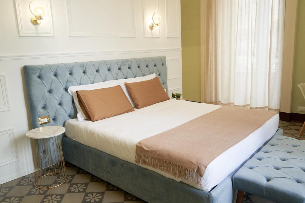Toscano Palace Luxury Rooms Катания Екстериор снимка