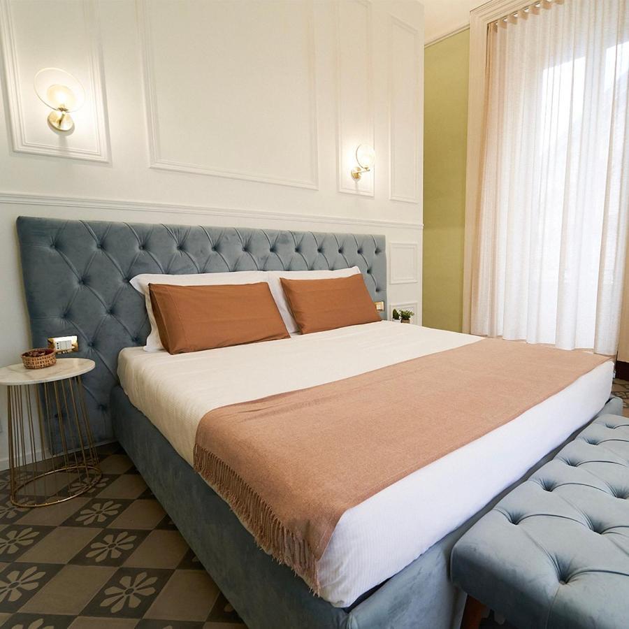Toscano Palace Luxury Rooms Катания Екстериор снимка