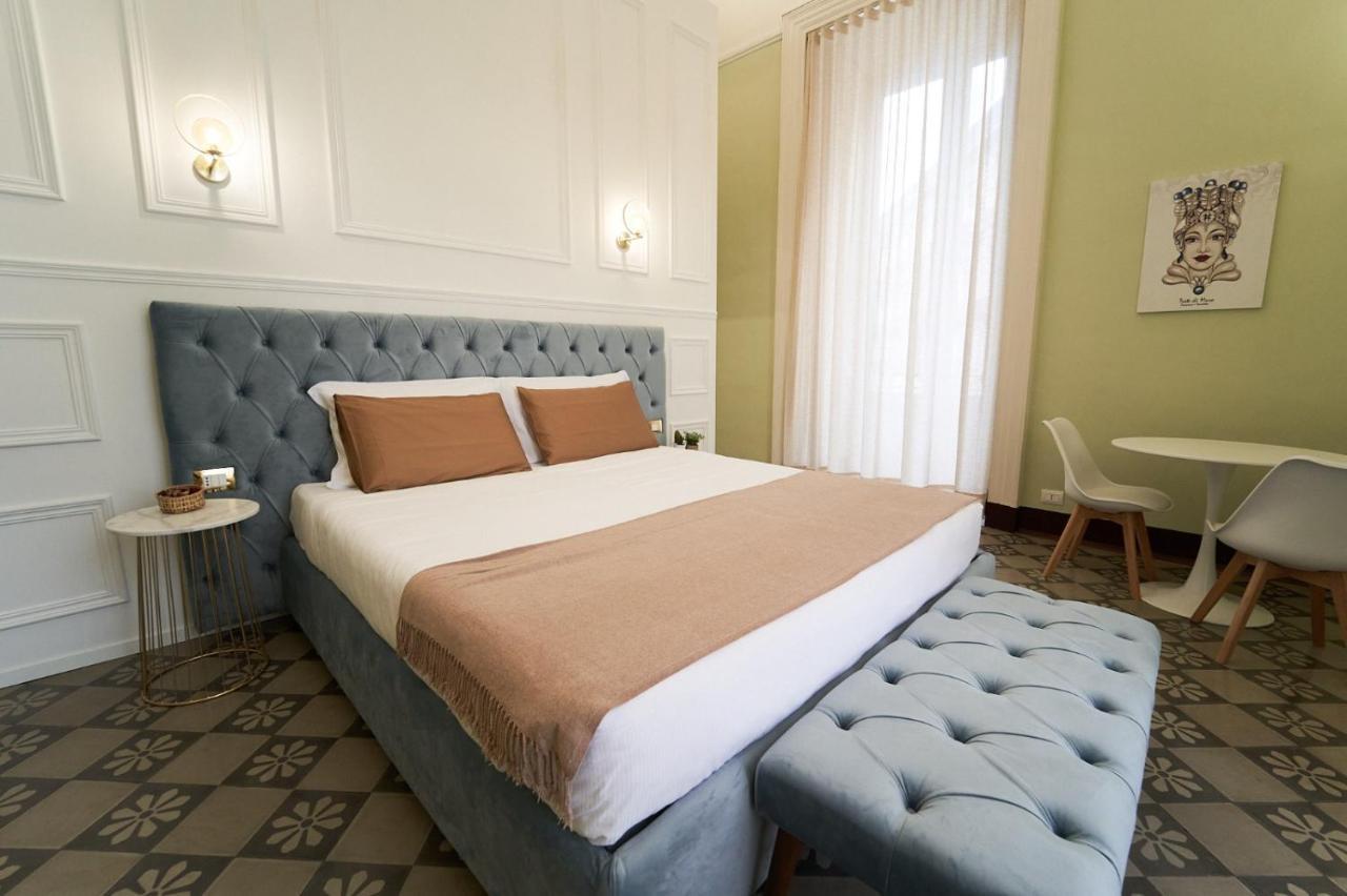 Toscano Palace Luxury Rooms Катания Екстериор снимка