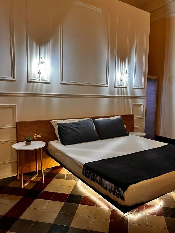 Toscano Palace Luxury Rooms Катания Екстериор снимка