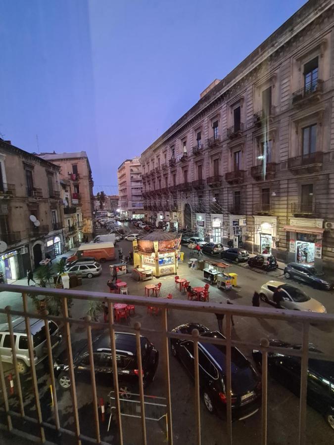Toscano Palace Luxury Rooms Катания Екстериор снимка