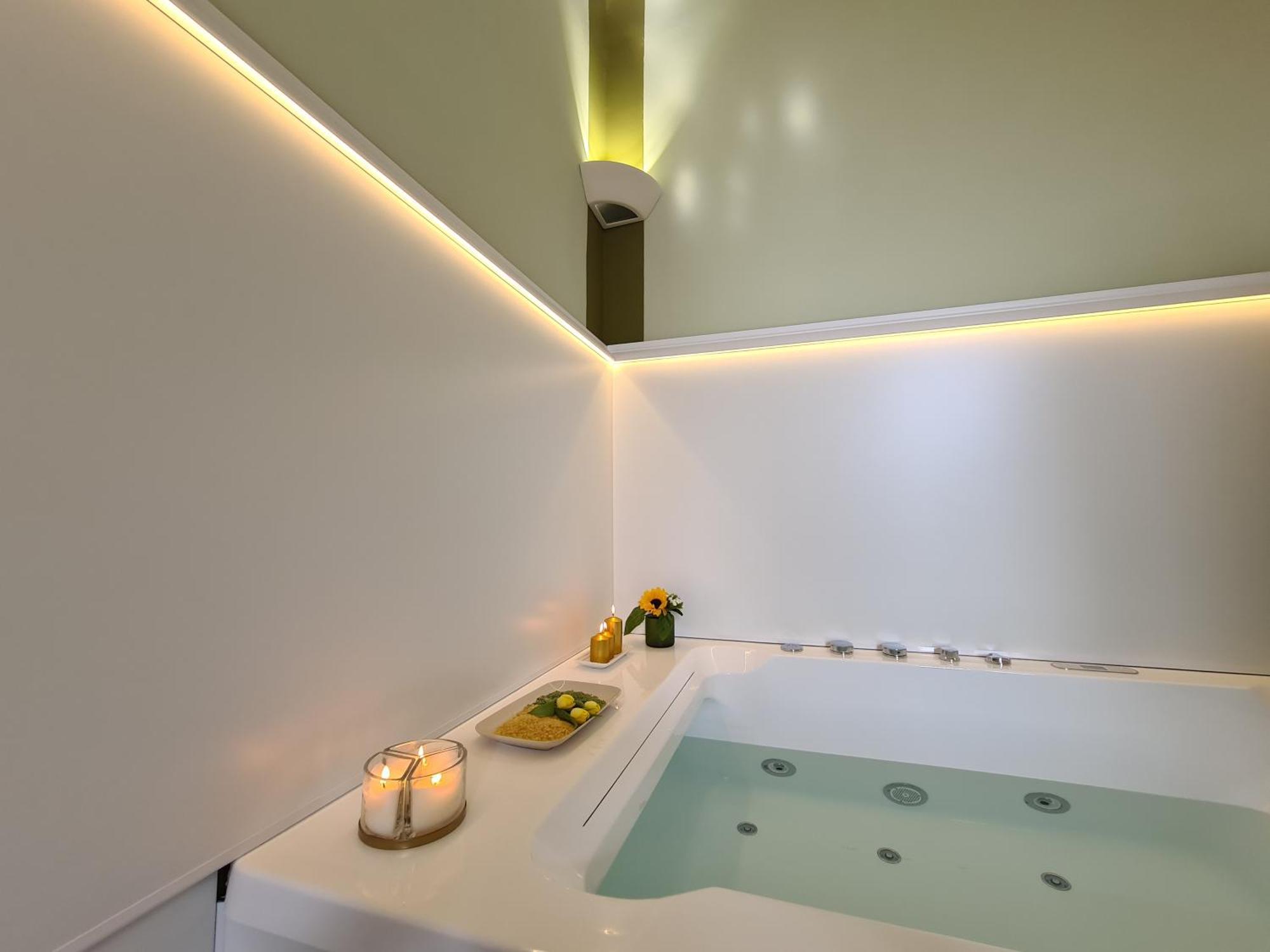 Toscano Palace Luxury Rooms Катания Екстериор снимка