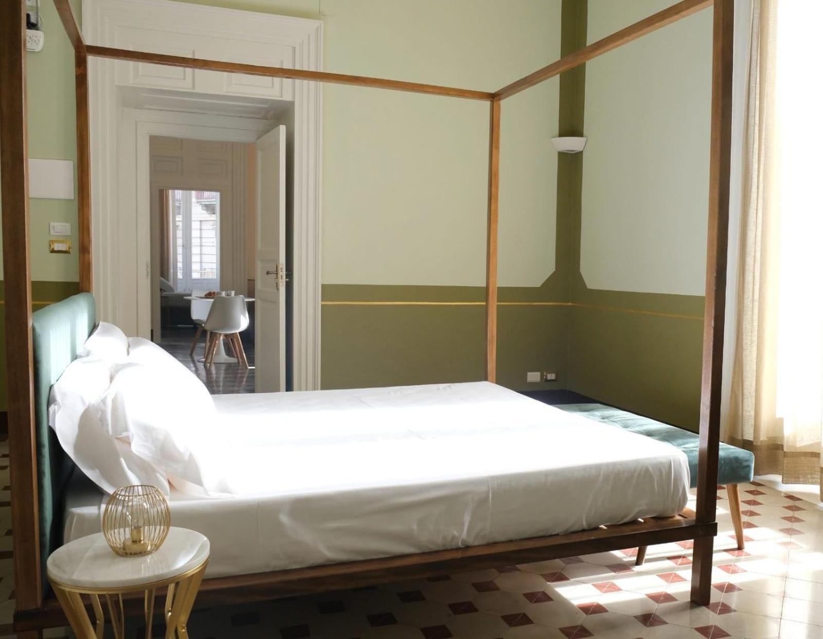 Toscano Palace Luxury Rooms Катания Екстериор снимка